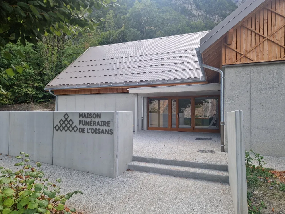 Photo de Chambre funéraire Alpines de Bourg d'Oisans