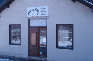 facade pompes funebres apines